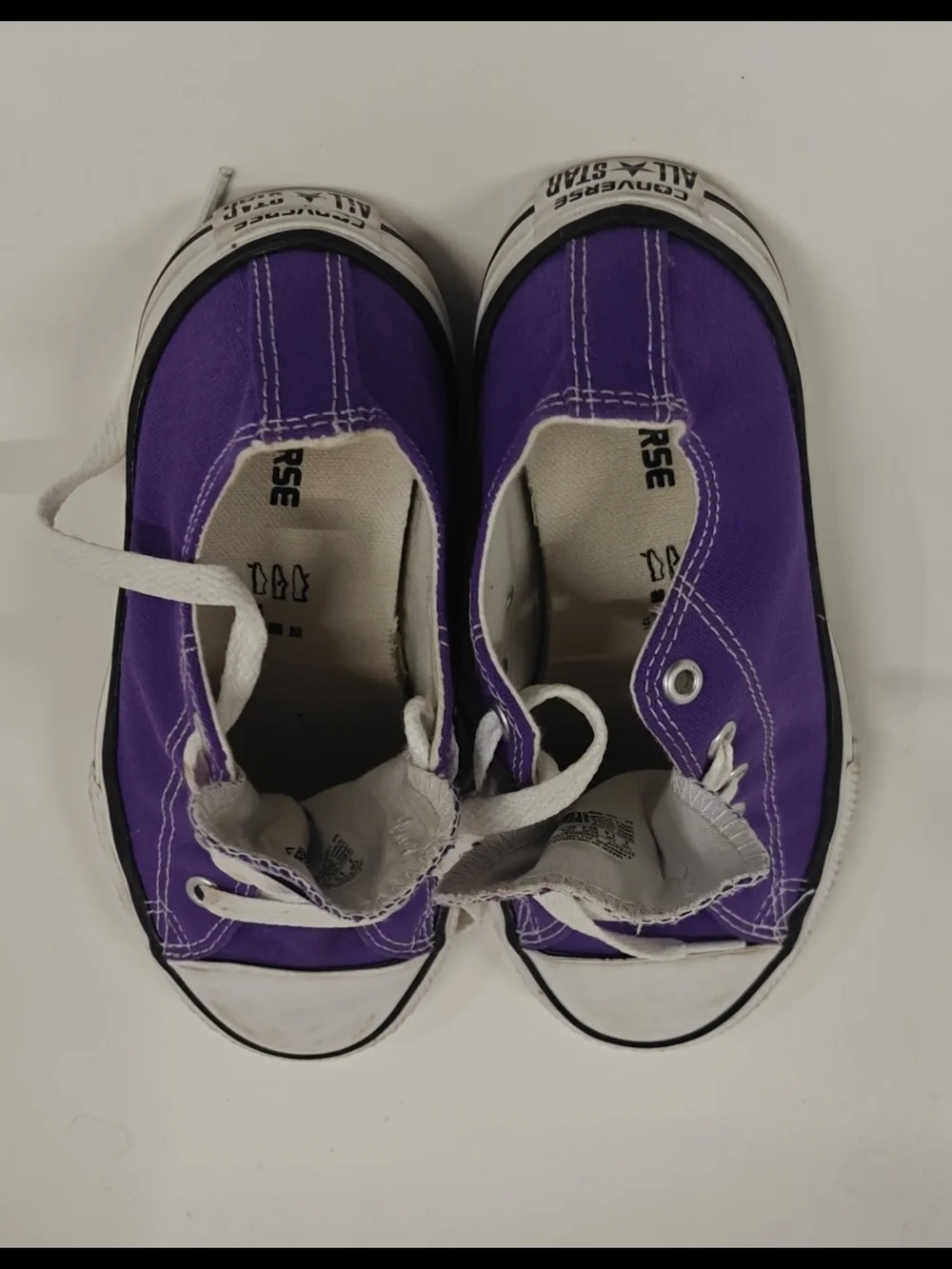 Converse Chuck Taylor All Star Low Electric Purple Youth Size 2 Sneakers Canvas